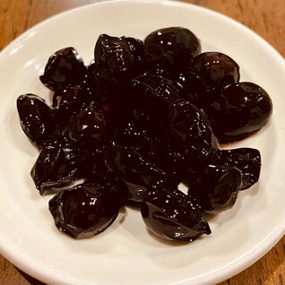 おせちに硬めの美味しい黒豆。